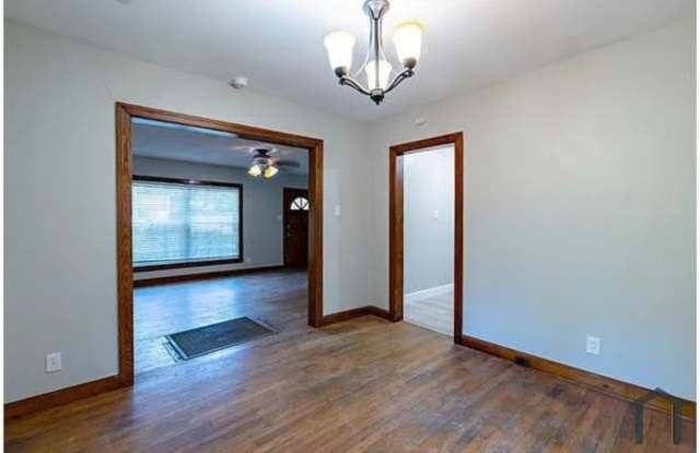 213 Alpine Street Gallery 4