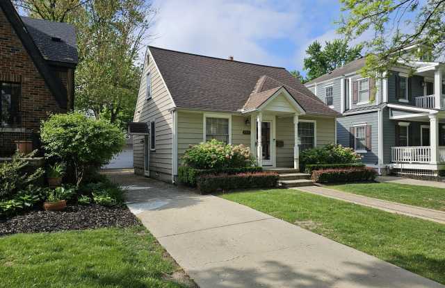 1016 Bird Avenue photos photos