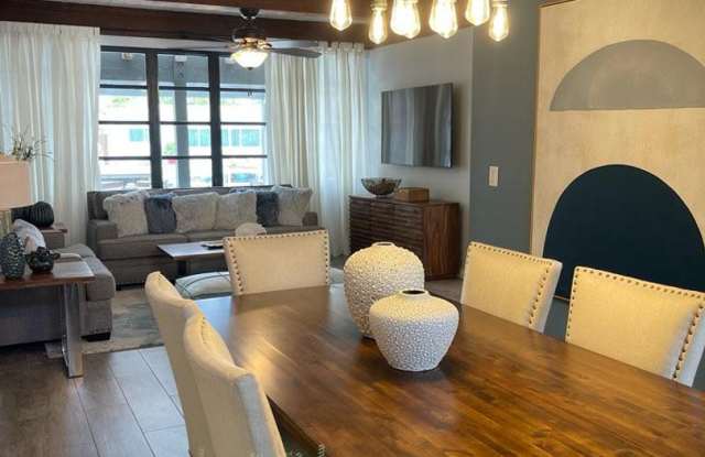 605 Kensington Place, Wilton Manors, FL Gallery 3