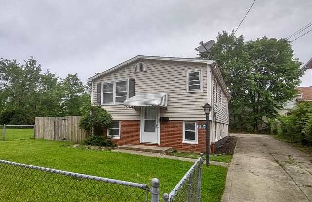 Spacious 4 Bedroom Single Family Home - Now Available! photos photos