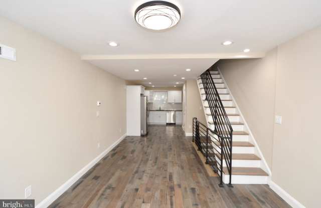1135 S MOLE STREET Gallery 3