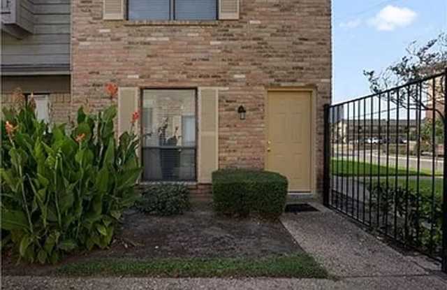 Furnished 2/2.5 Condo Blocks from Baylor Campus! photos photos Furnished 2/2.5 Condo Blocks from Baylor Campus! photos photos