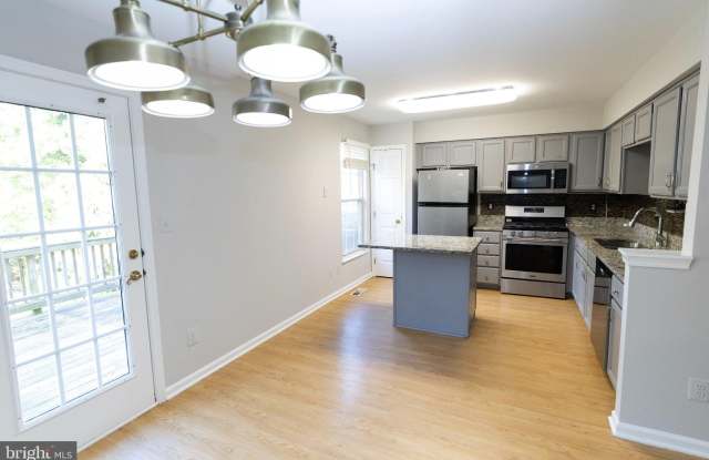 10327 OCONNELL Court Gallery 2