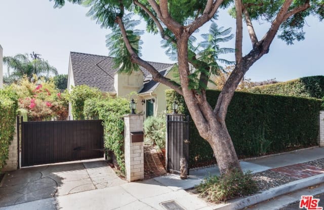 9018 Elevado Ave - 9018 Elevado Avenue, West Hollywood, CA 90069