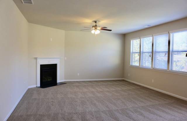 1216 Wesleyan Place Gallery 4