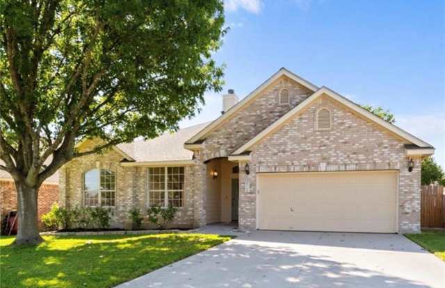 704 Thrush Drive photos photos