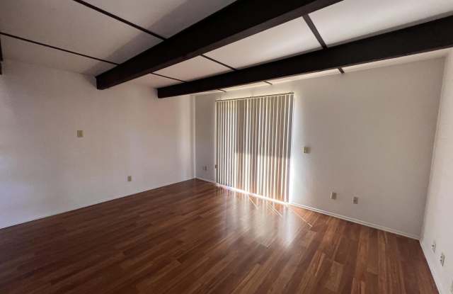 4818 Overlook Drive NE Gallery 3