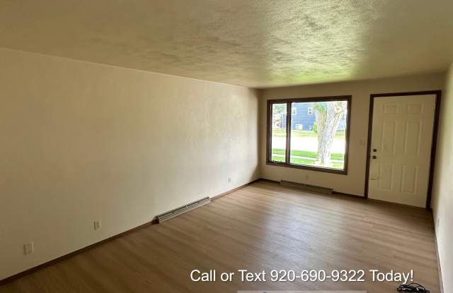 1207 Meadow Lane Gallery 3
