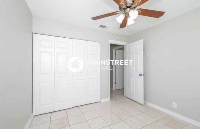 820 East Flag Lane Gallery 2