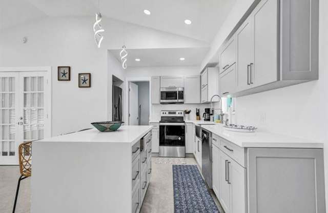 1100 NE 17th Way # 1100, Fort Lauderdale, FL 33304 Gallery 1