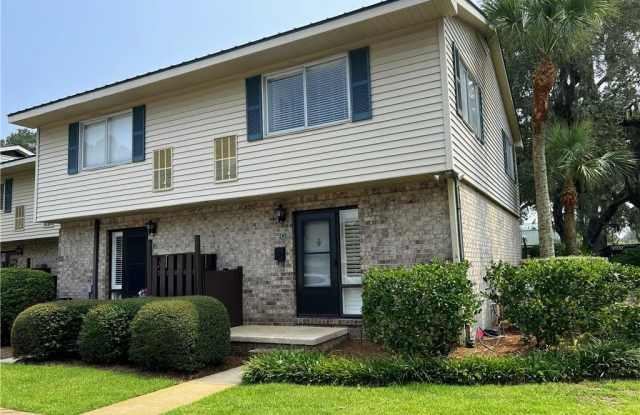 1500 Demere Road photos photos