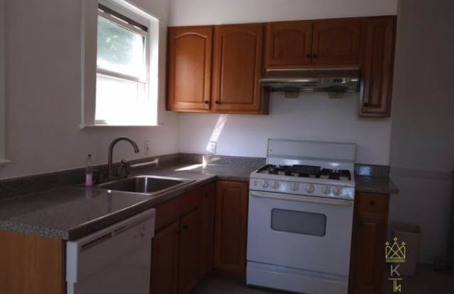 1102 Boylston St. photos photos