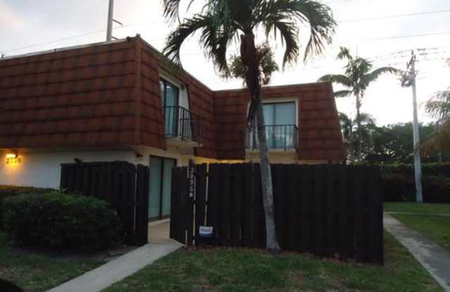 2096 White Pine Circle Gallery 2