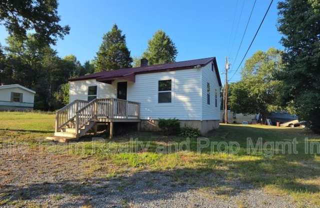 918 Mountain Crest Dr Gallery 1