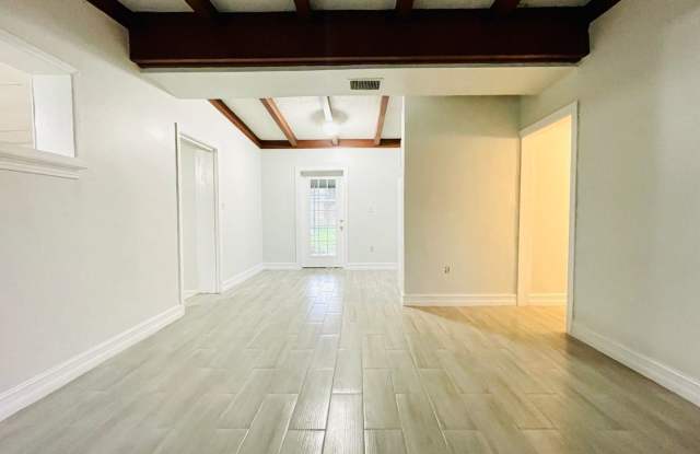 6014 Appian Wy Gallery 2