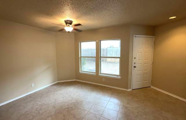 6622 Country Field Dr Gallery 4