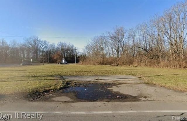 7084 WAYNE Road - 7084 Wayne Road, Romulus, MI 48174