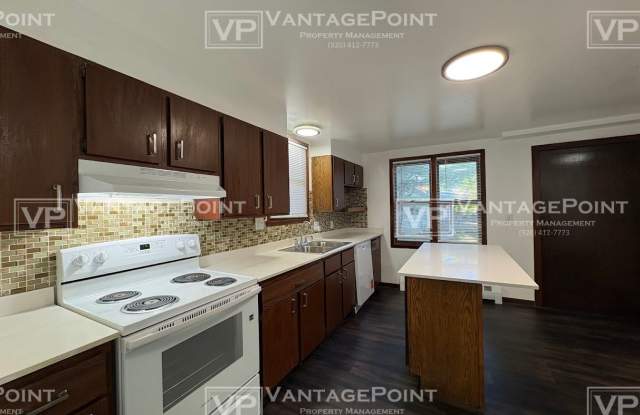 206 Amory Street - Lower Gallery 3