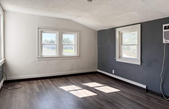 457 N Greenwood St photos photos