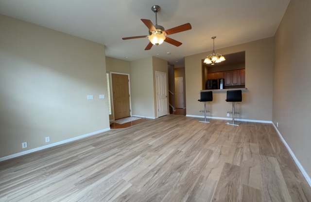 7094 Red Sand Grv Gallery 3