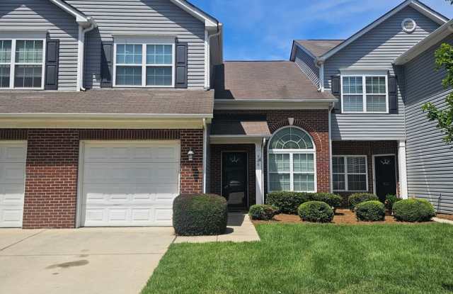 Beautiful Primary Bedroom Down townhome in Pineville! photos photos