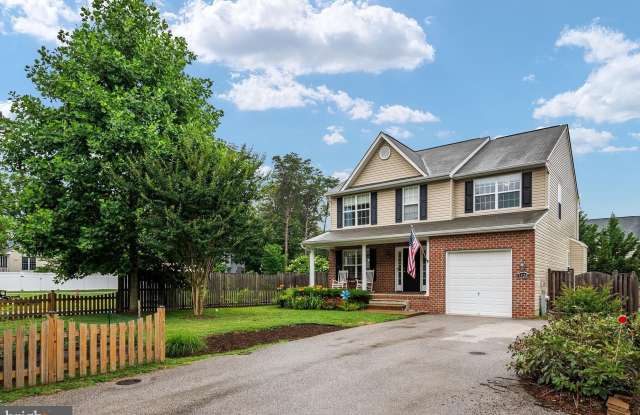 132-B PINEVIEW Avenue photos photos