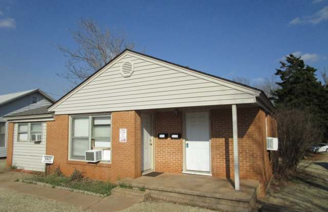 Across the Street From the SWOSU Campus! - 1008 North Bradley Street, Weatherford, OK 73096 Across the Street From the SWOSU Campus! - 1008 North Bradley Street, Weatherford, OK 73096