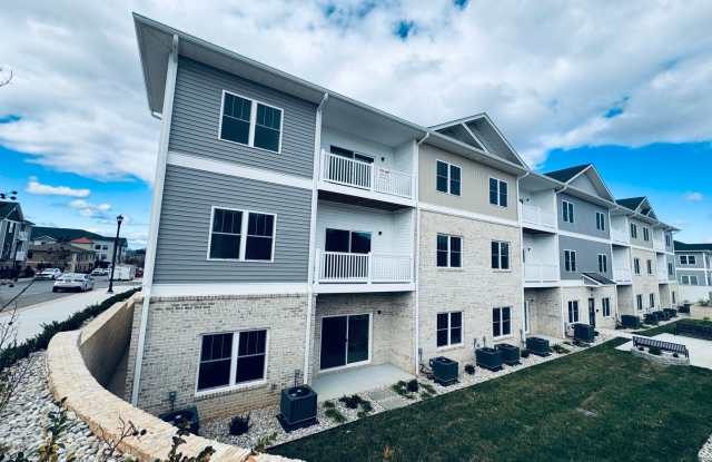 1st Months Rent Free -THE CROWN AT CORNERSTONE photos photos