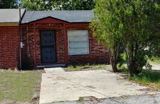 1422 W 18th St - 1422 West 18th Street, Jacksonville, FL 32209