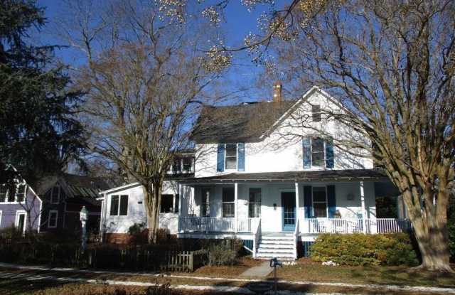 14262 SHORE DR - 14262 Shore Drive, Harborton, VA 23420