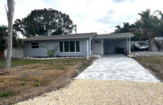 2680 ASPINWALL STREET photos photos