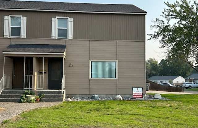 Richland 'A' Duplex- 4 bed, 2 ba with Private Yard Gallery 2
