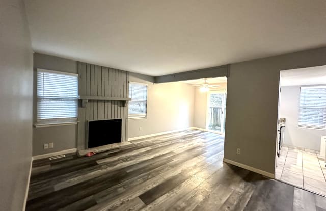 425 Cambridge Street - 425 Cambridge Street, Kansas City, KS 66103