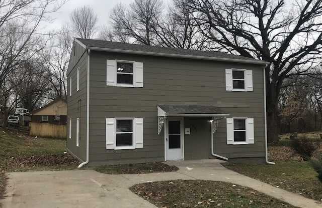 831 Stewart Ave - 831 Stewart Ave, Kansas City, KS 66101