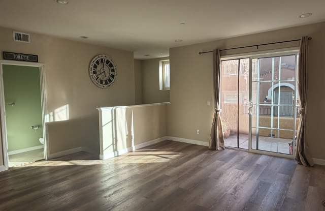 3127 Saint Florian Way Gallery 3