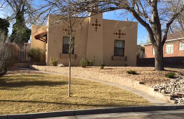 437 Maple NE - 437 Maple Street Northeast, Albuquerque, NM 87106