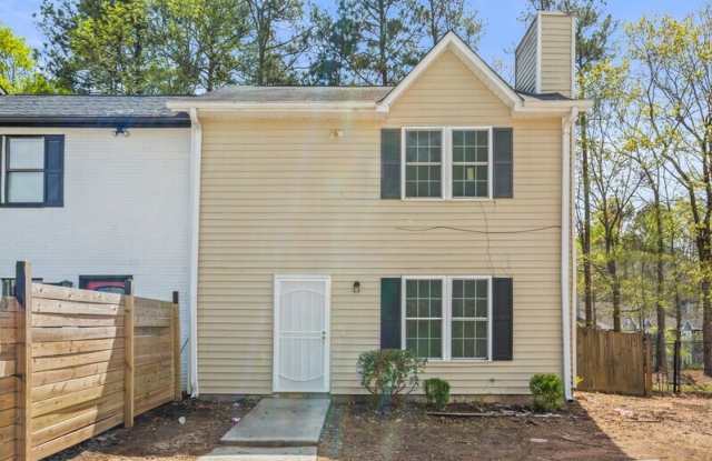 930 Silverwood Dr - 930 Silverwood Drive, Clayton County, GA 30349