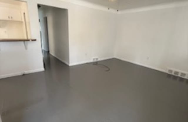 8055 Plainview Avenue photos photos