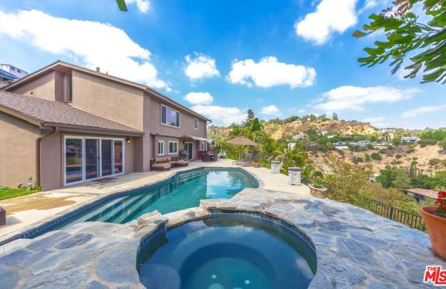 2460 JUPITER Drive - 2460 Jupiter Drive, Los Angeles, CA 90046