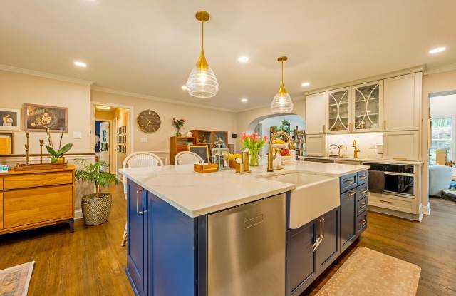 Elegant 4BR W/ Dens Retreat with Stunning Backyard Oasis & Attached Garage Gallery 1