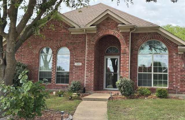 11266 Round Mountain Drive Gallery 2