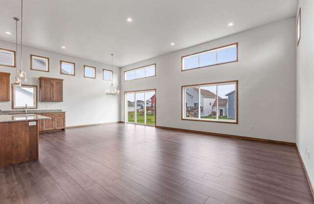 4-bedroom, 3-bathroom West Fargo Single-Family Home w/ 2 Stall Garage Gallery 4