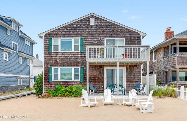 804 E Oceanfront Gallery 1