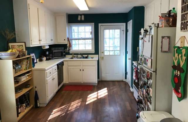 3BR Eastside Home Gallery 2