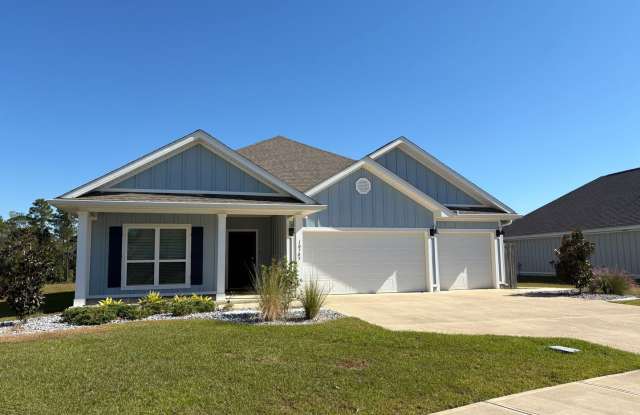 Spacious 4-Bedroom Home with 3-Car Garage & Wooded Views in Kaheeley Ridge! Gallery 1
