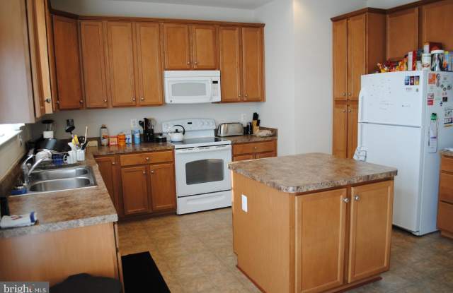 4409 HALLECK TRAIL Gallery 4