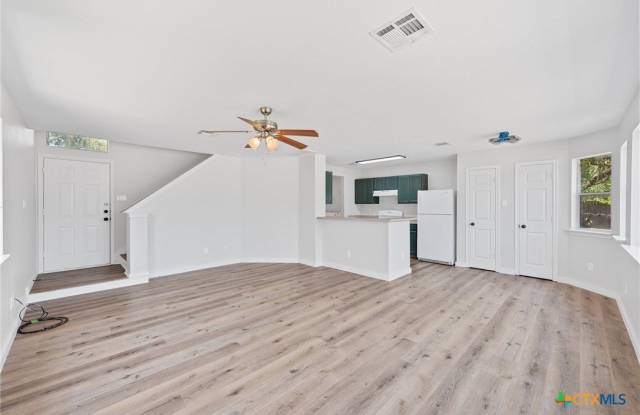 105 Cedar Grove Gallery 3