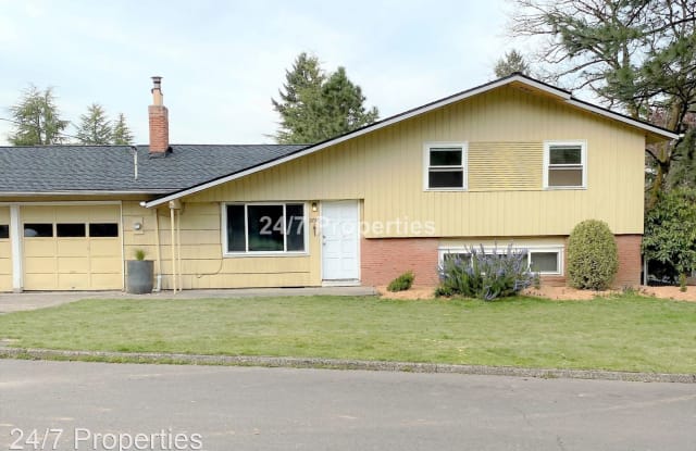 2737 Rainier Pl. - 2737 Rainier Place, West Linn, OR 97068