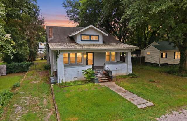 Updated 4-Bed, 2-Bath Home in the Heart of Decatur. Gallery 1