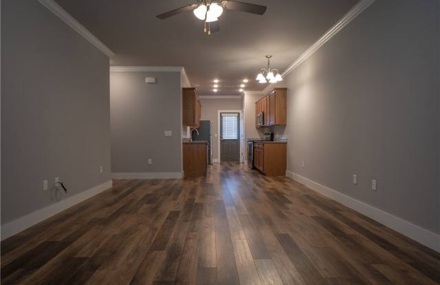 1723 Booker Circle Gallery 3